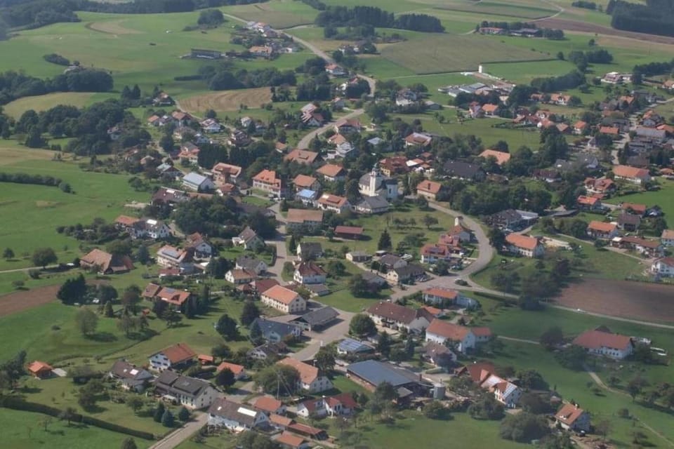 Region [summer] (>5 km)
