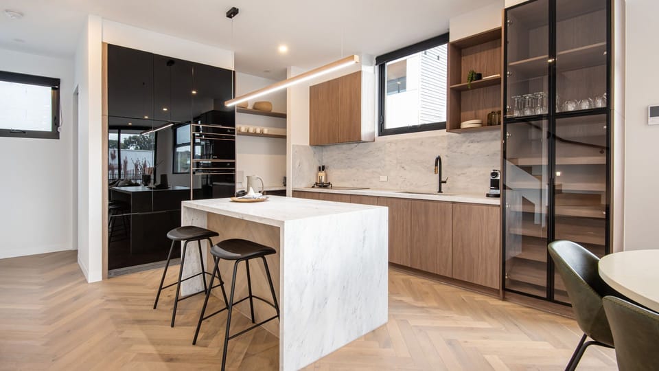 Kitchen with all the mod cons 