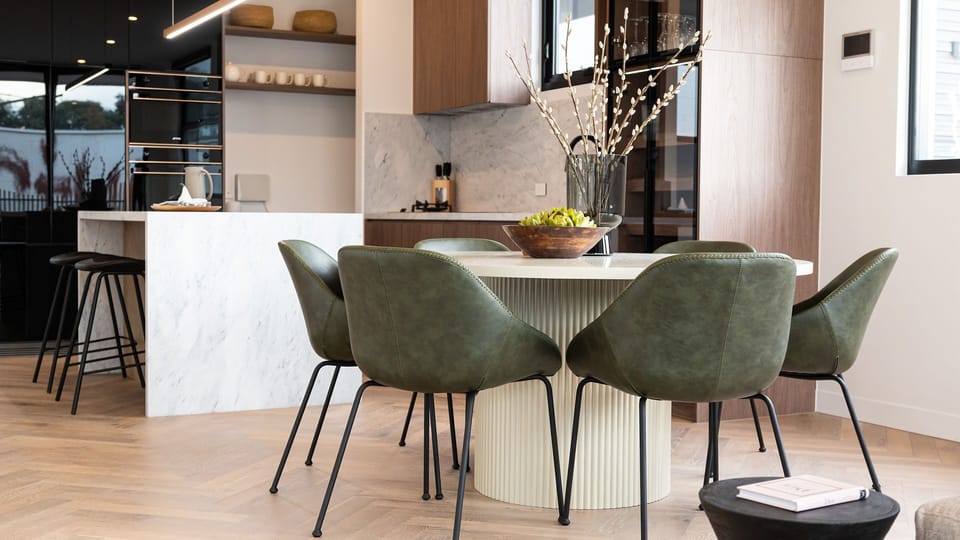 Dining table for 6