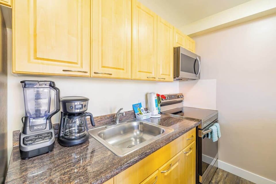 Fully equipped kitchen 