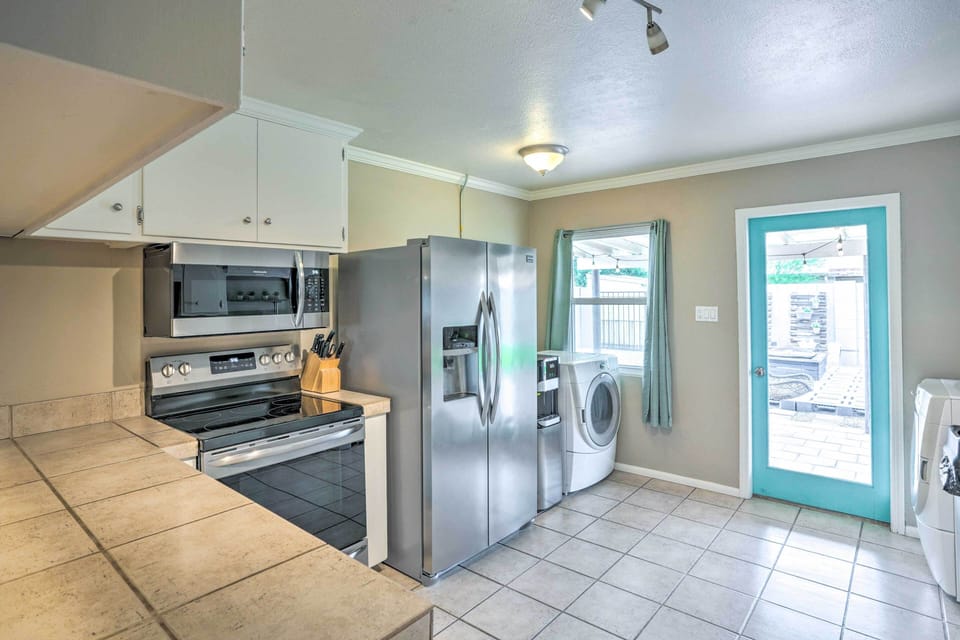 Kitchen | Toaster | Cooking Basics | Blender