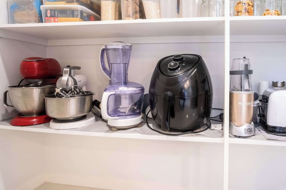 Tons of appliances are available for your convenience.