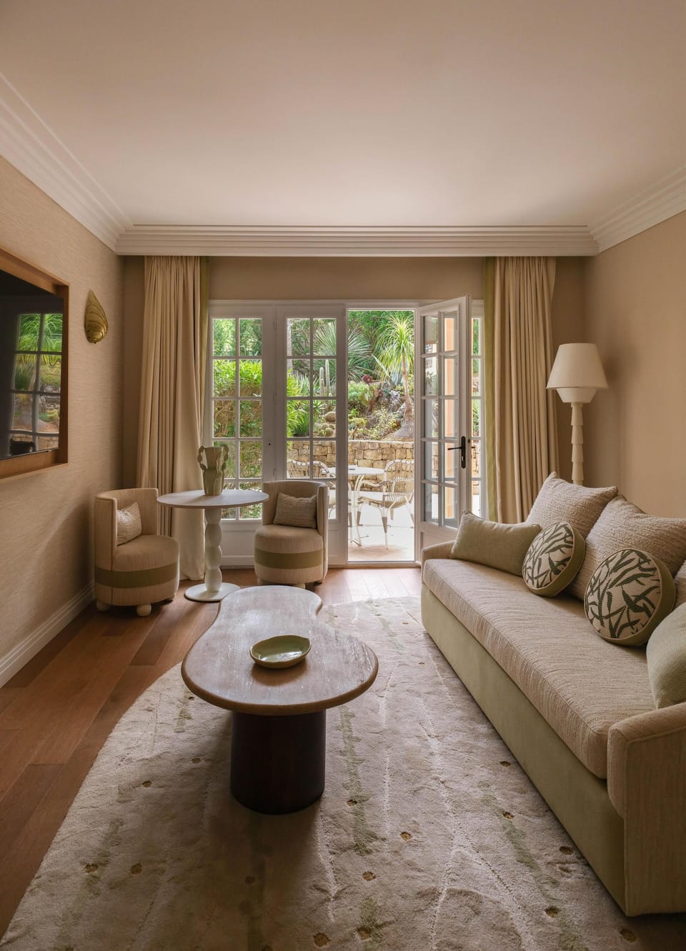 Suite, Garden View | Premium bedding, minibar, in-room safe, desk