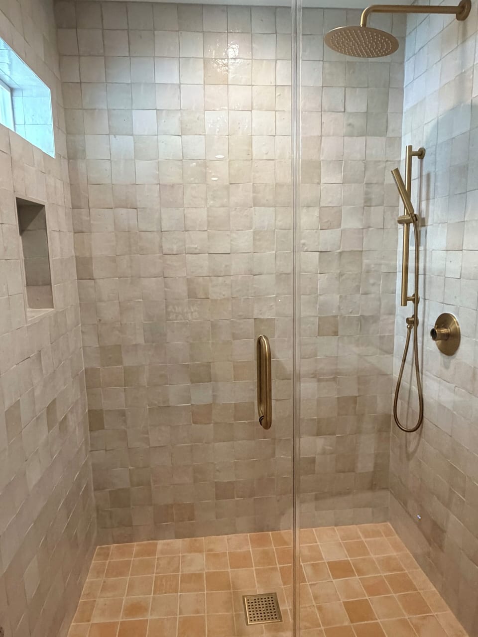 Rain shower-head with body wash, shampoo & conditioner.  