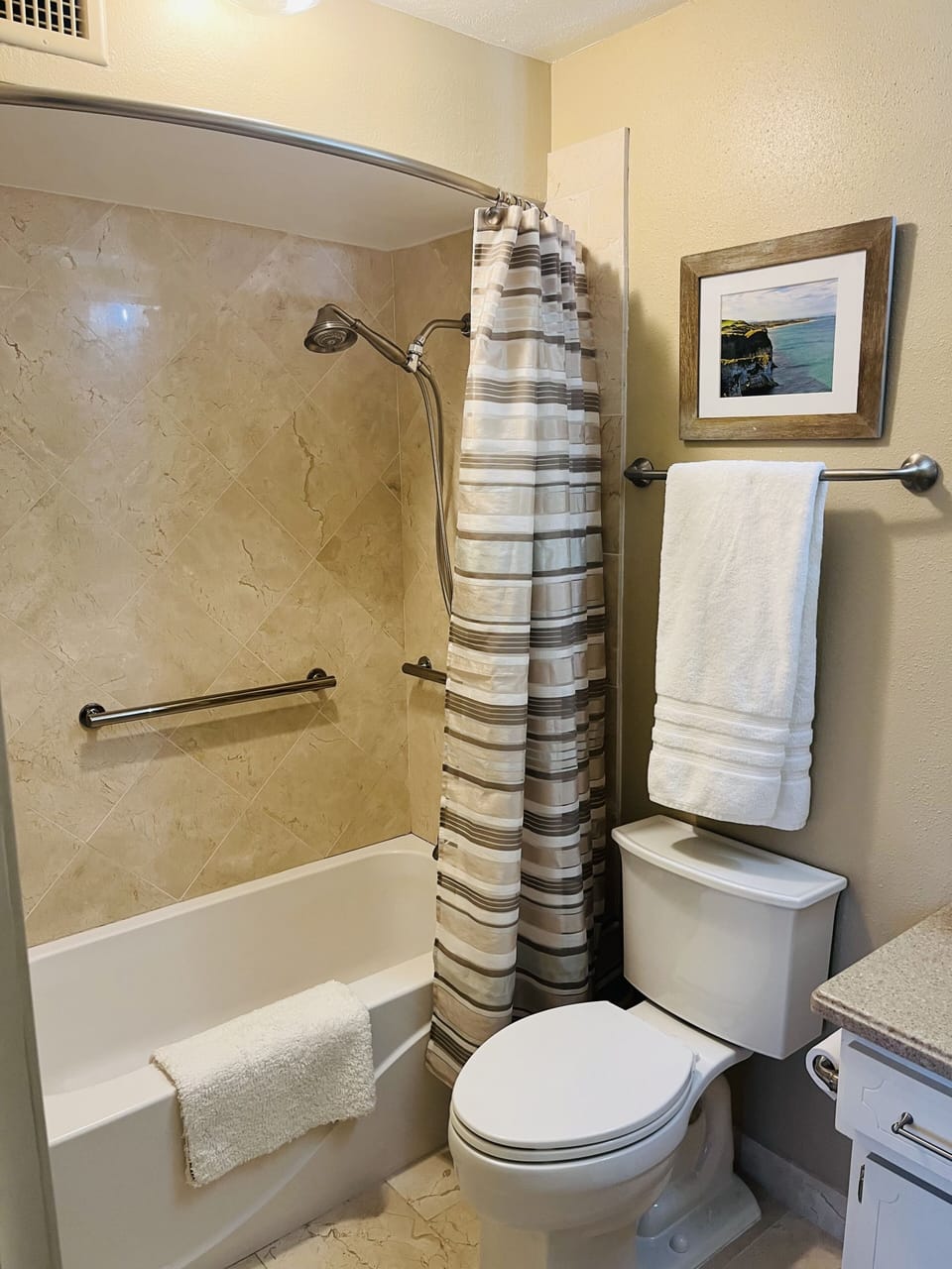 En suite Master Bath