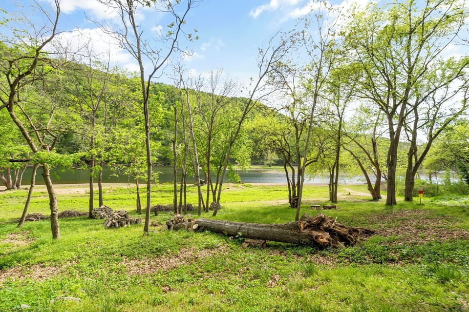 Taney Como Lake- Great Place for Fly Fishing
