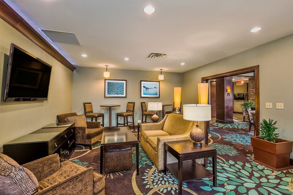 The welcoming lobby provides a lounge area for guests to relax.