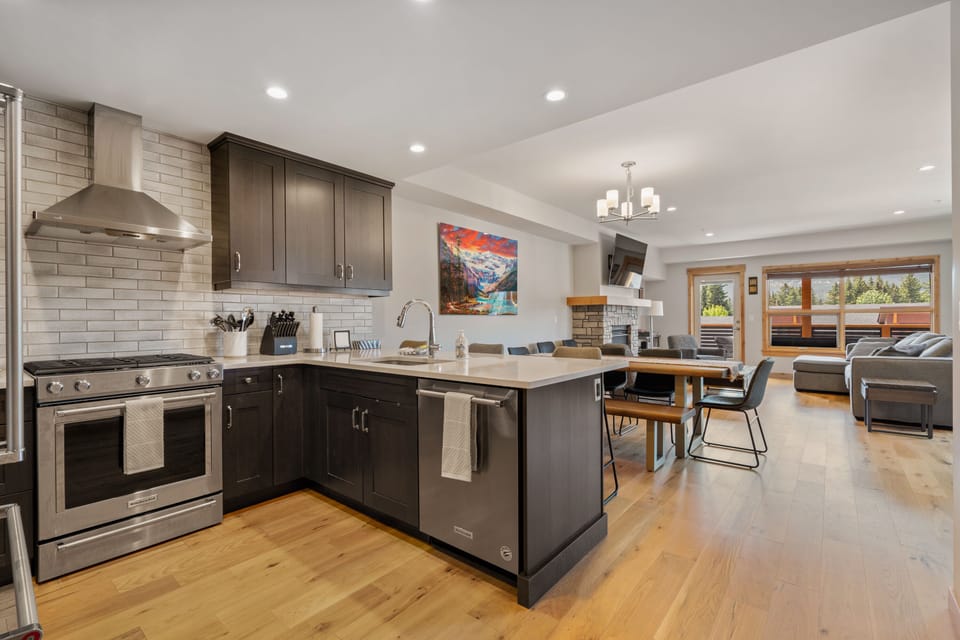 Kitchen: open design