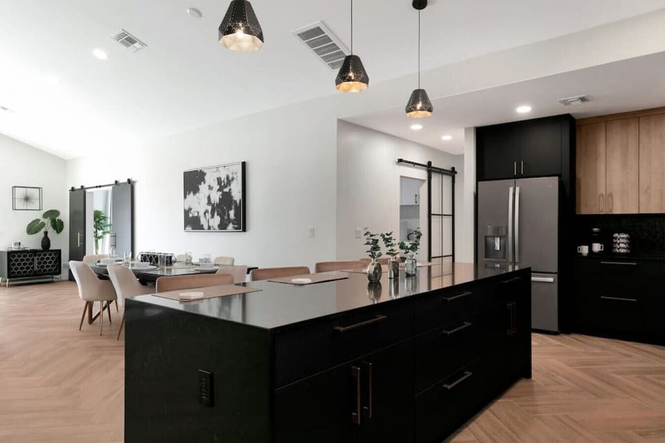 Immaculate Kitchen
