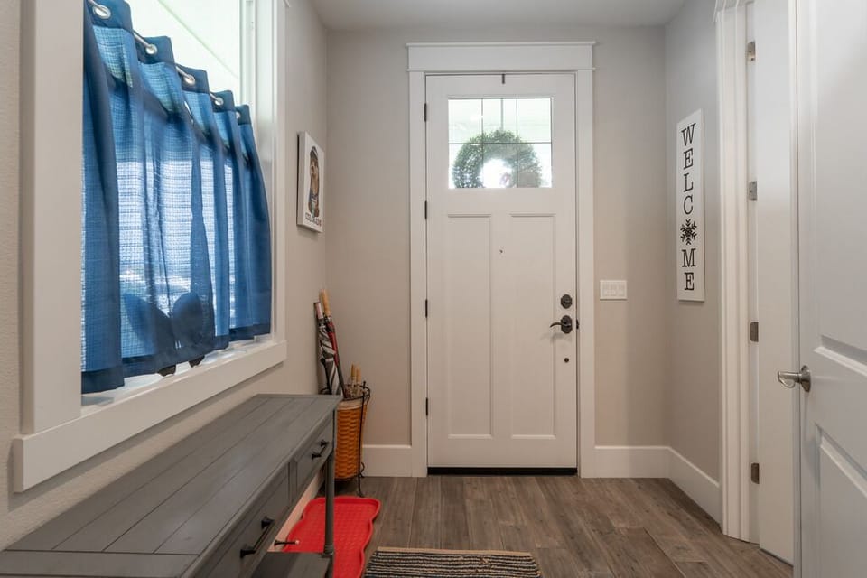 Entry Area