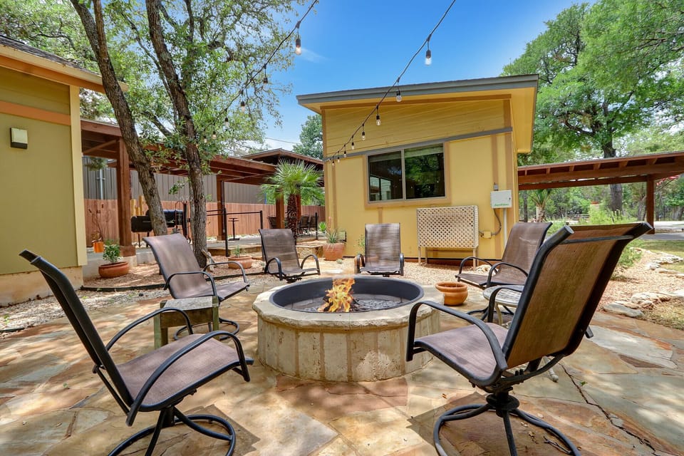 The Casitas share a fire pit and other outdoor amenities.