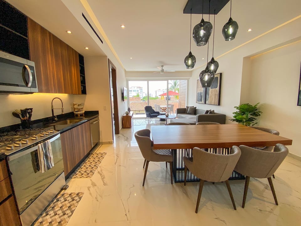Open space with kitchen, dining and living area