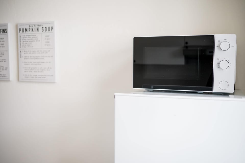Microwave, Freedge and Freezer