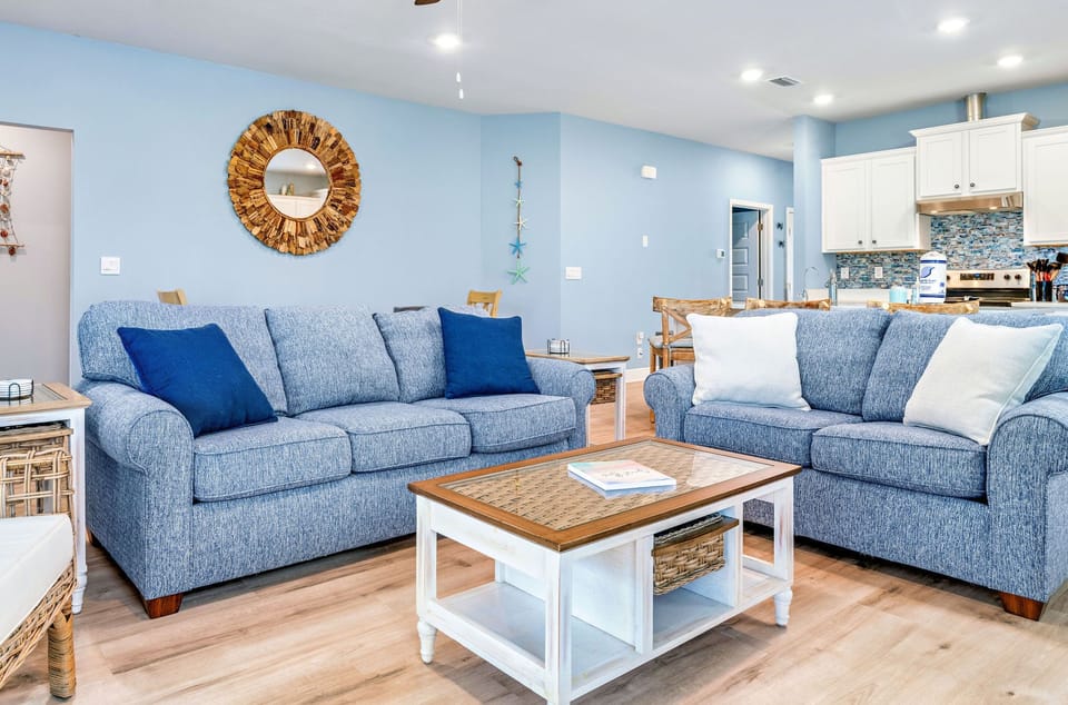 Spacious living area in primary unit