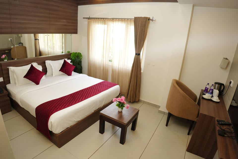 Egyptian cotton sheets, premium bedding, down comforters