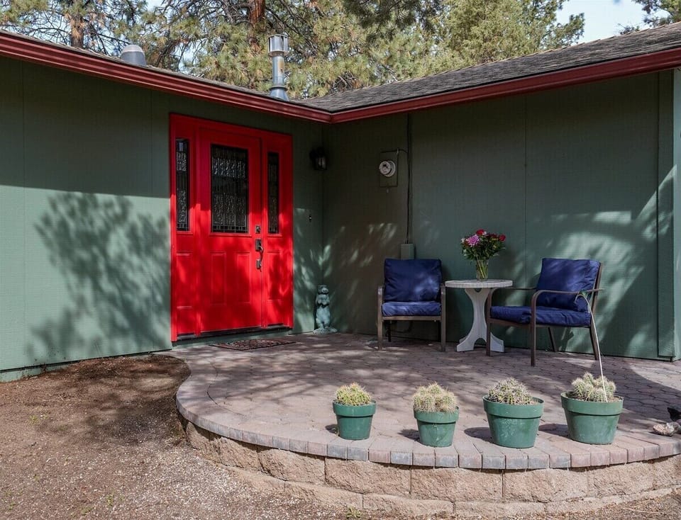 Private Front Entrance