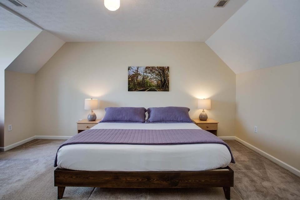 Bedroom 1-King Bed and Twin with trundle