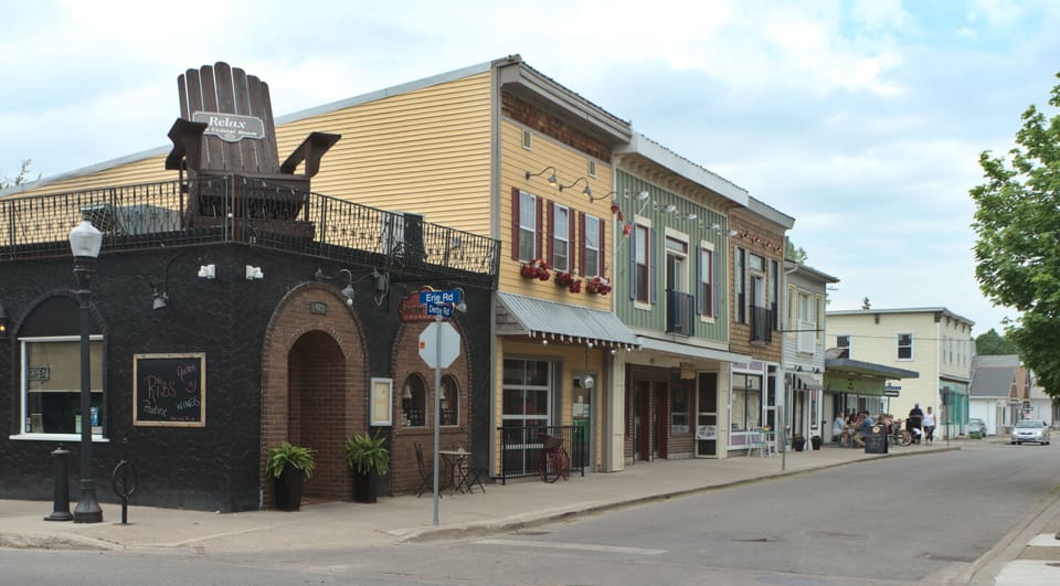Restaurants and shops
