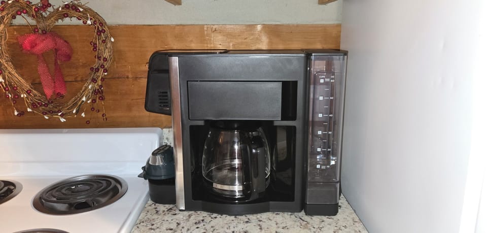 Hamilton Beach FlexBrew coffee maker uses kcuos or grounds, iced or hot. 