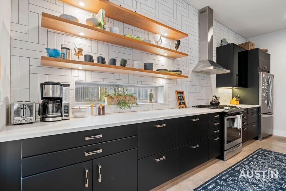 This kitchen serves looks as well as it serves dinner!