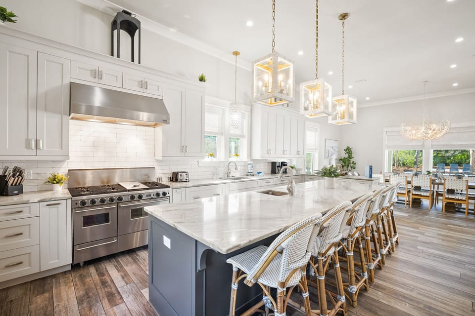 High-end appliances are perfect for preparing a meal for large groups.