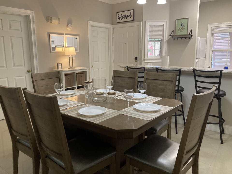 Elegant dining table with room for 6. Perfect for your family meals together.