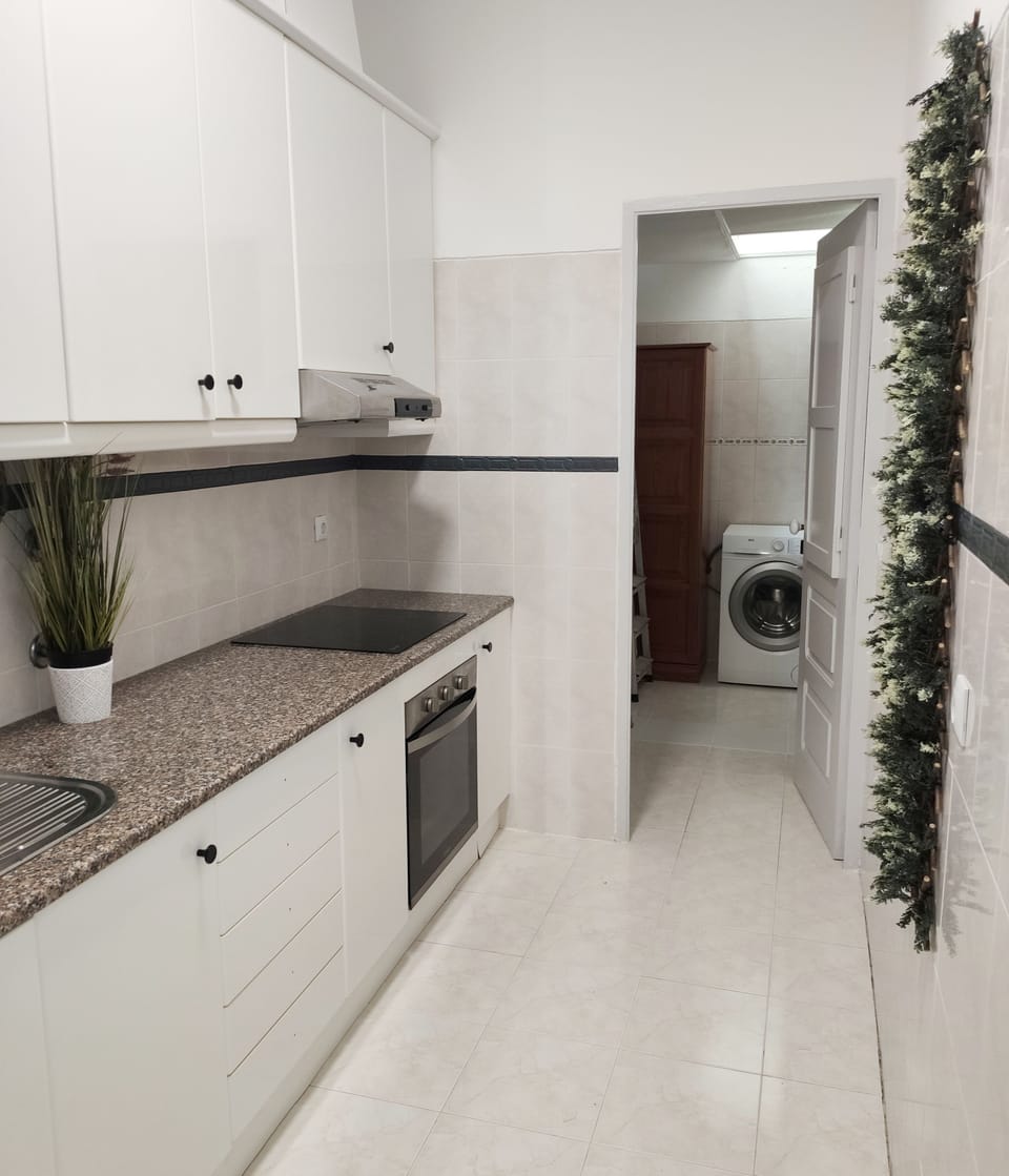 Cozinha com lavandaria
