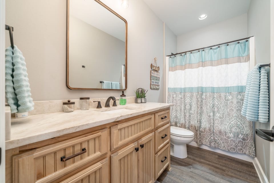 Upstairs Bathroom