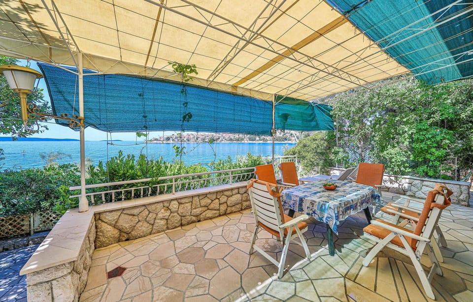 balcony-terrace