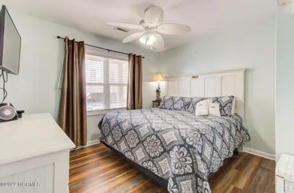 King Bed Bedroom