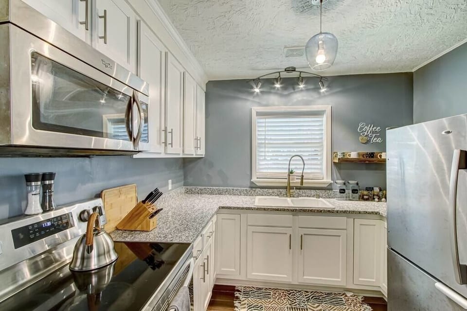 Kitchen Entry