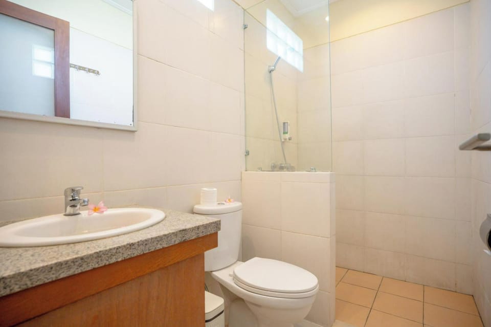 Sakura Guesthouse Bed and Breakfast in North Kuta