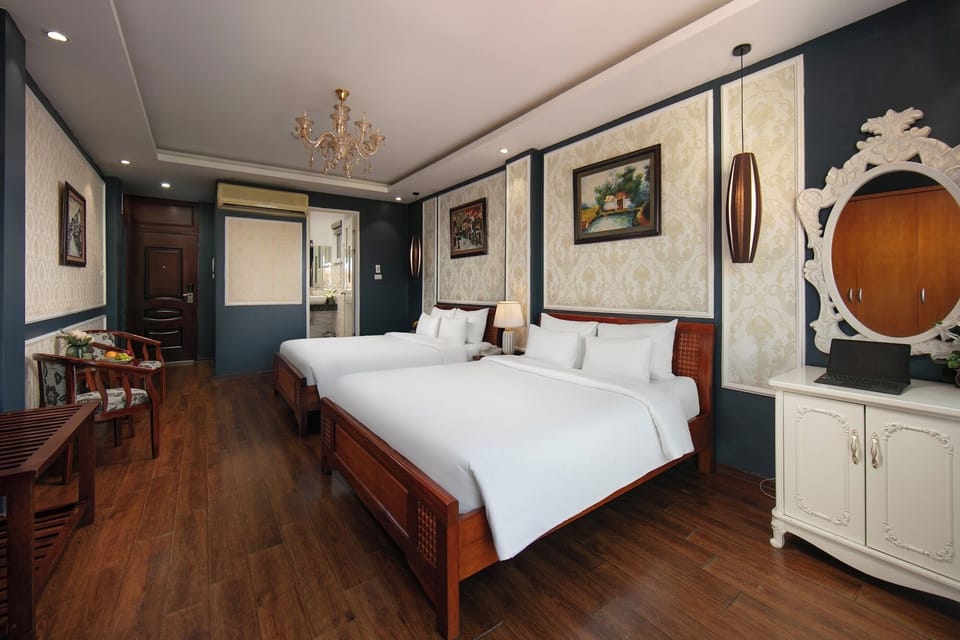 Family Room | Premium bedding, pillowtop beds, desk, laptop workspace