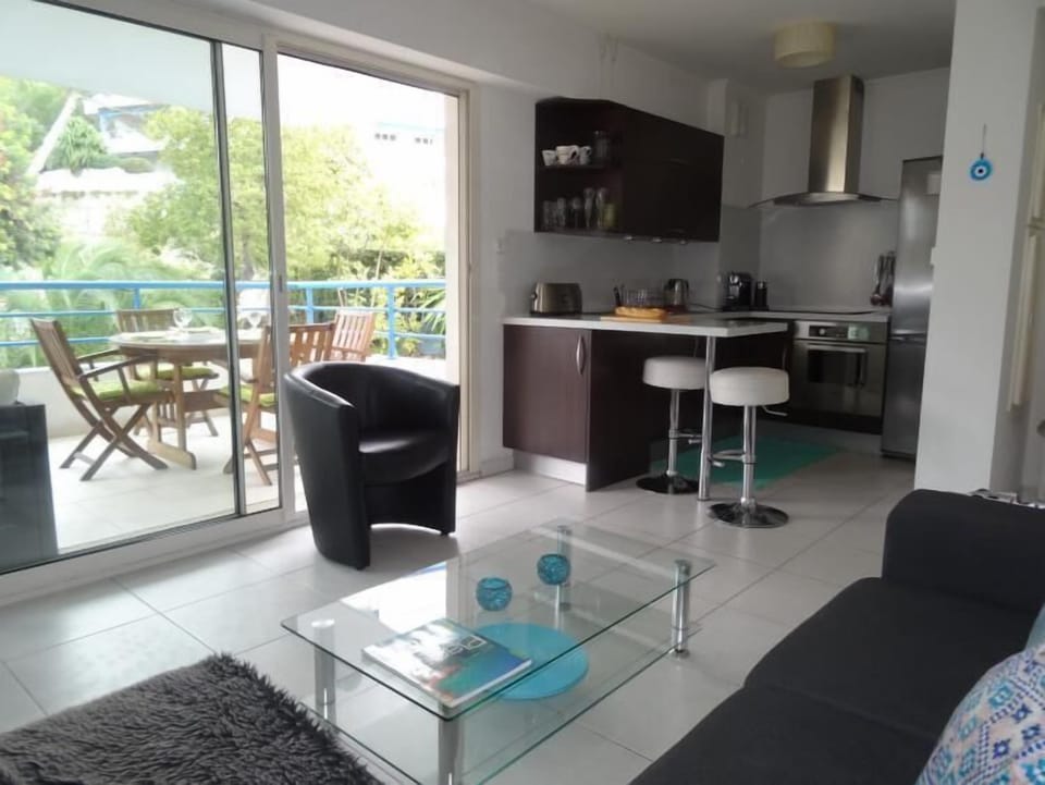 Open plan kitchen and living area