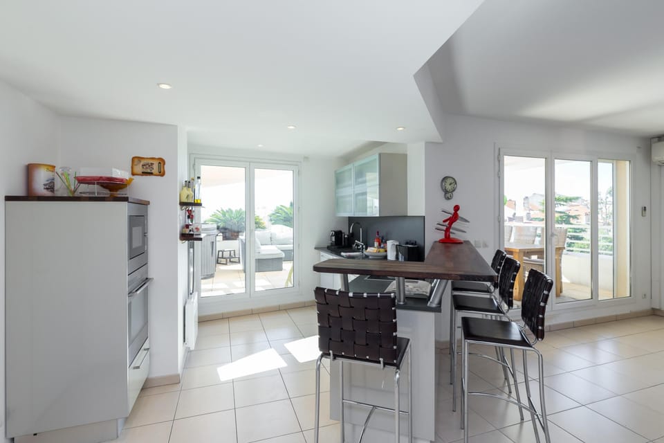 Open plan kitchen