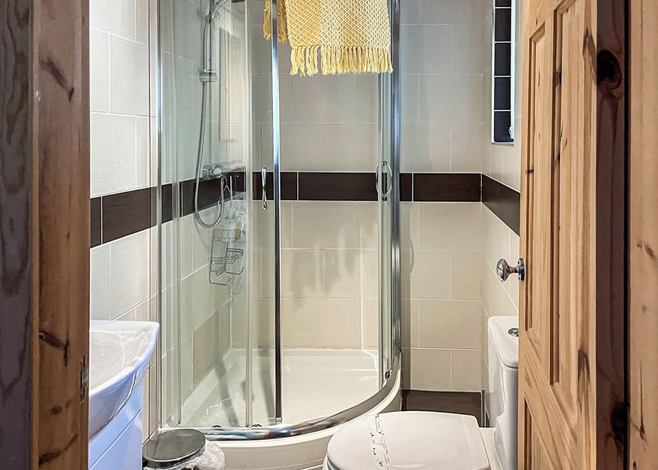 Shower, Toilet, House