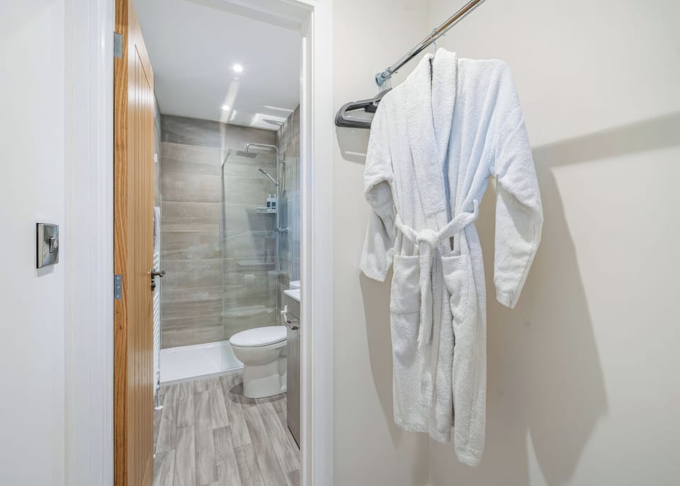 Shower, House