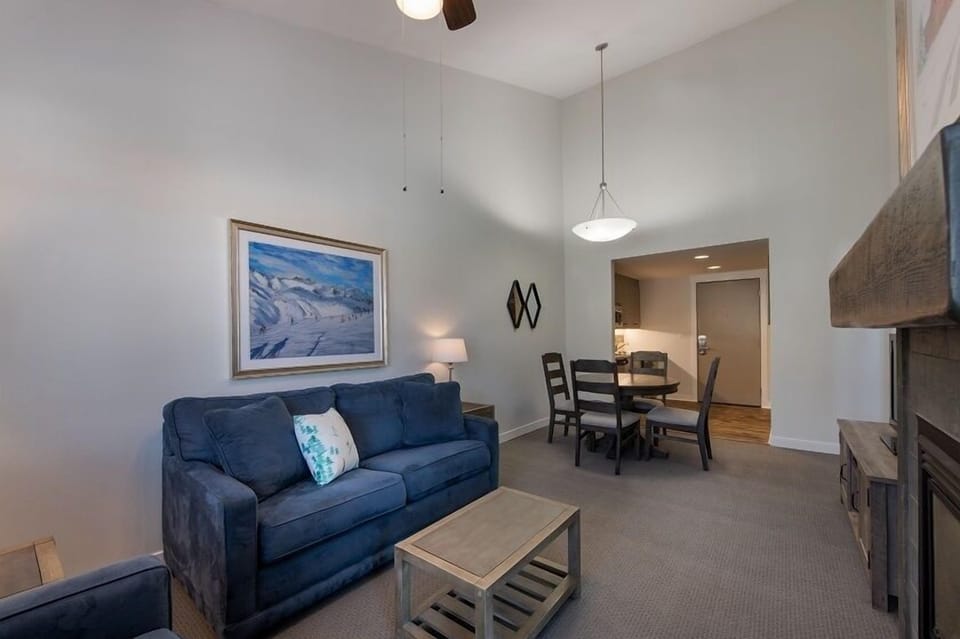Condo, 1 Bedroom | Living room | TV