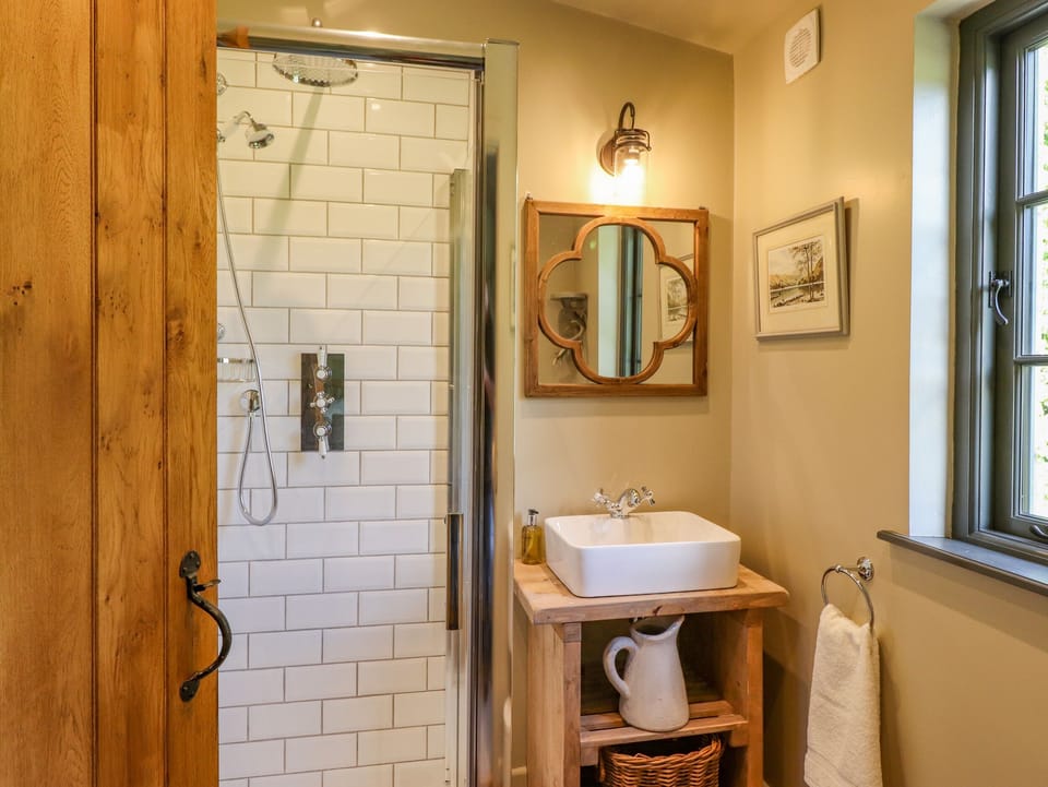 The Owl's Shack Cottage in England