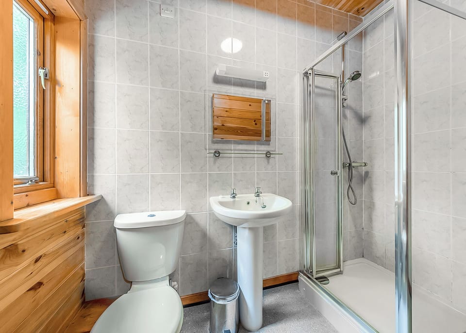Shower, Bathroom, Toilet, House