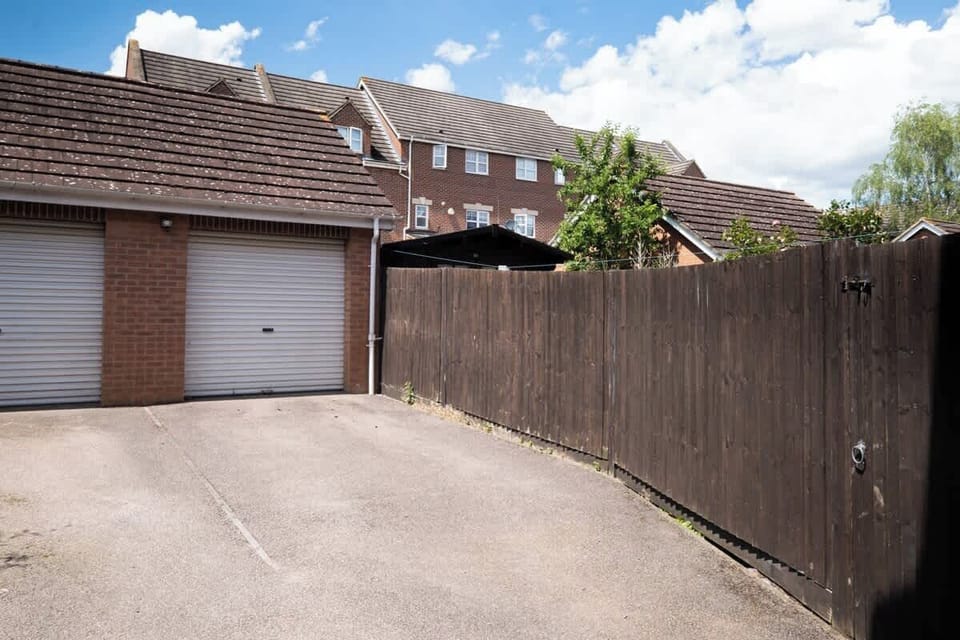 A short stroll from Bedford Town Centre, providing the perfect blend of peace and accessibility