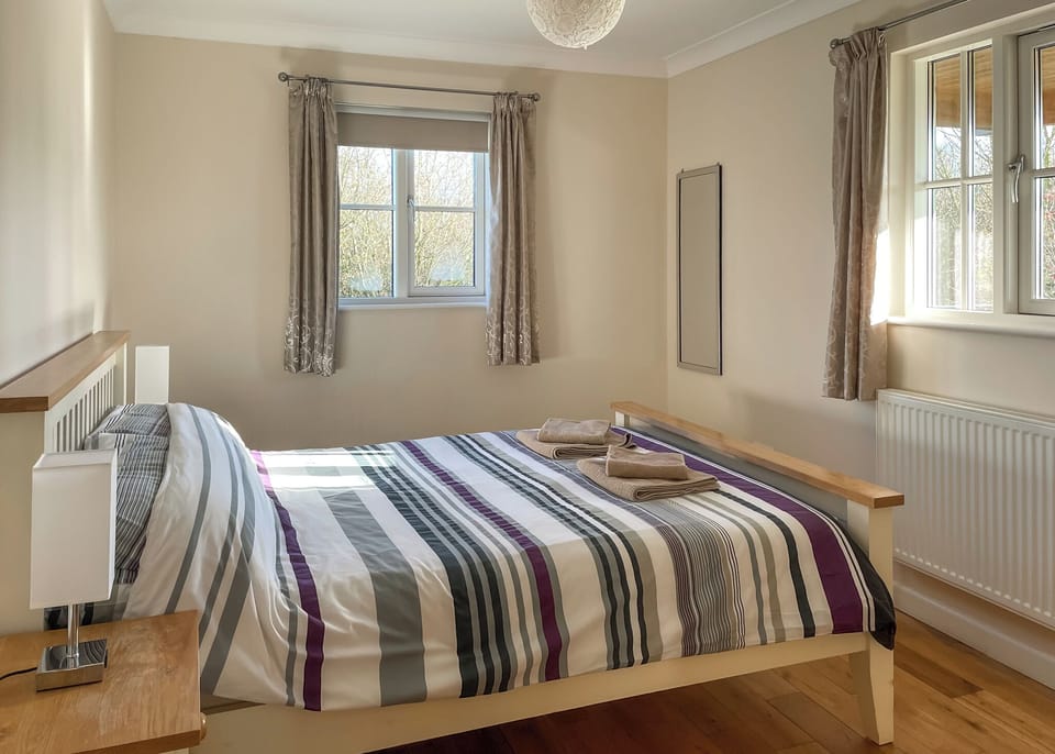 Bedroom, Bed, House