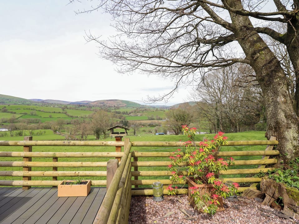 Cottage | Property grounds