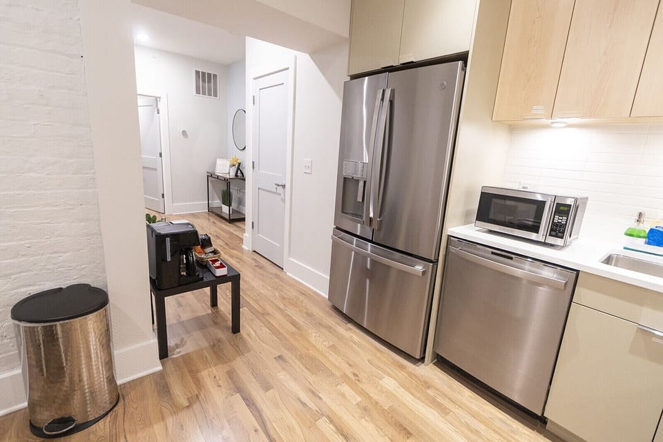 Kitchen (all new stainless steel G.E appliances)