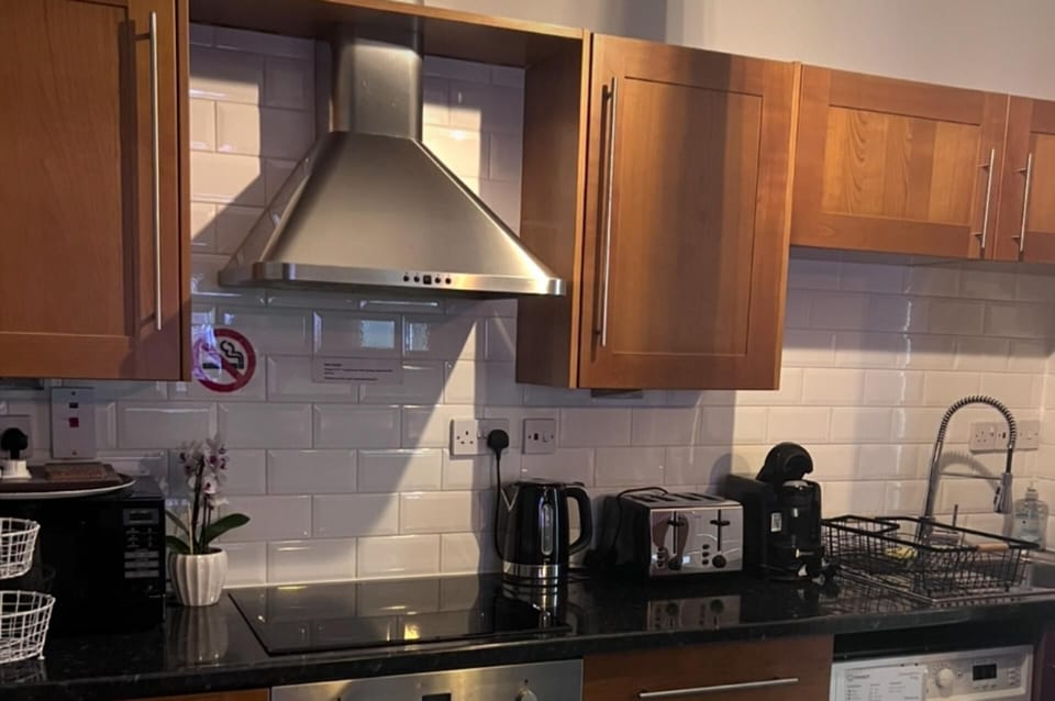 Apartment | Private kitchen | Fridge, microwave, oven, stovetop
