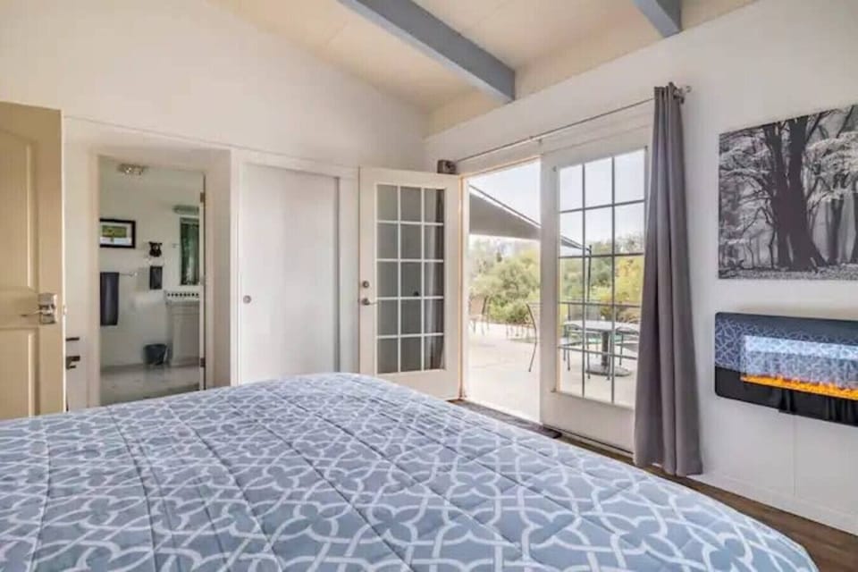 King Bedroom View