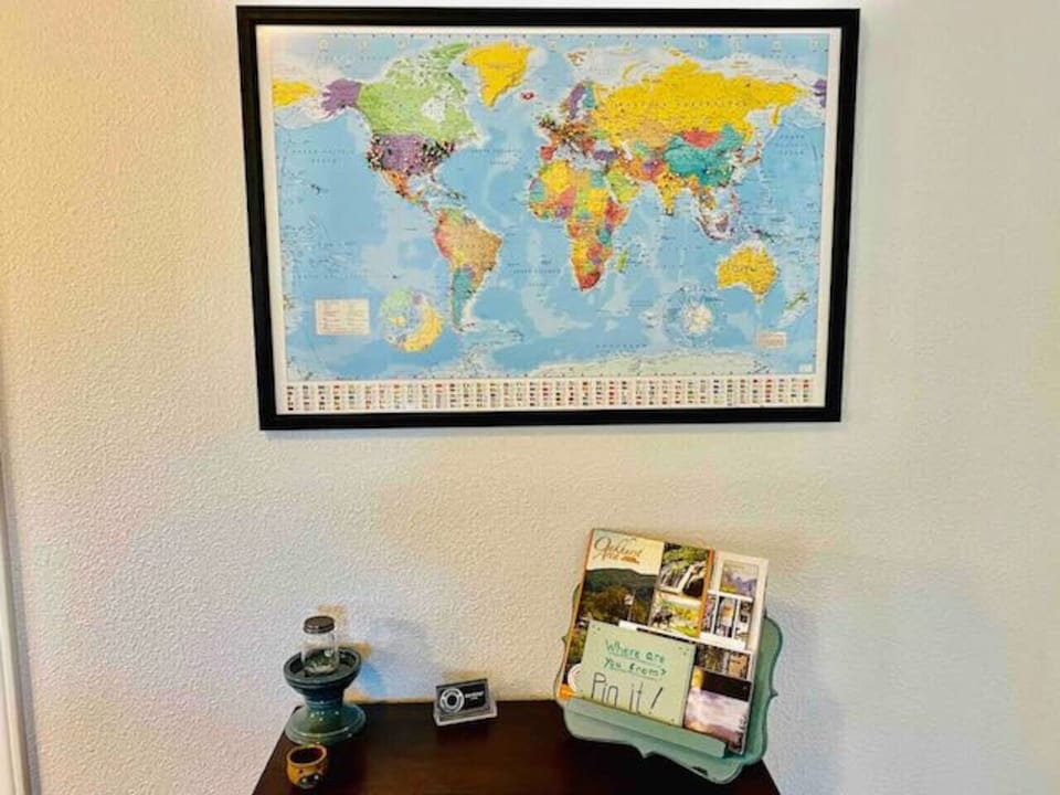 We love seeing where our guests travel from - Pin it on our guest map!