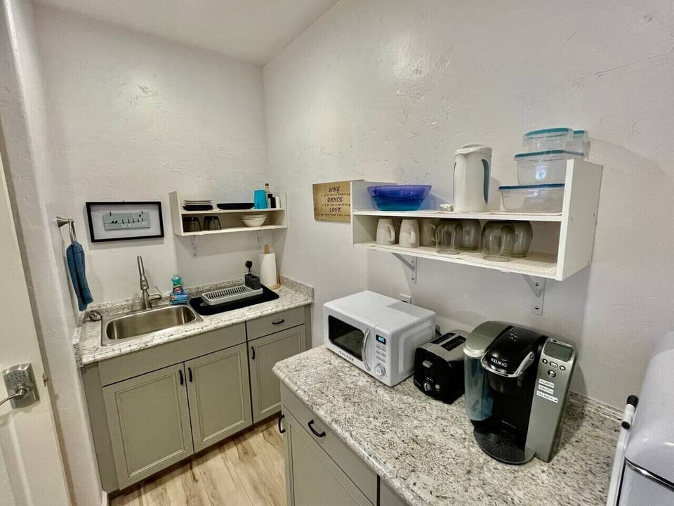 Kitchenette for simple meals