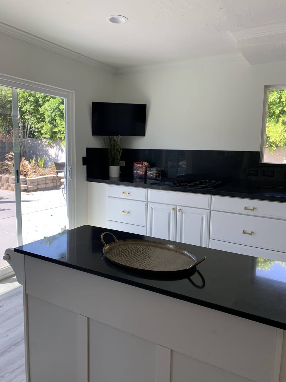 Large kitchen with indoor grill