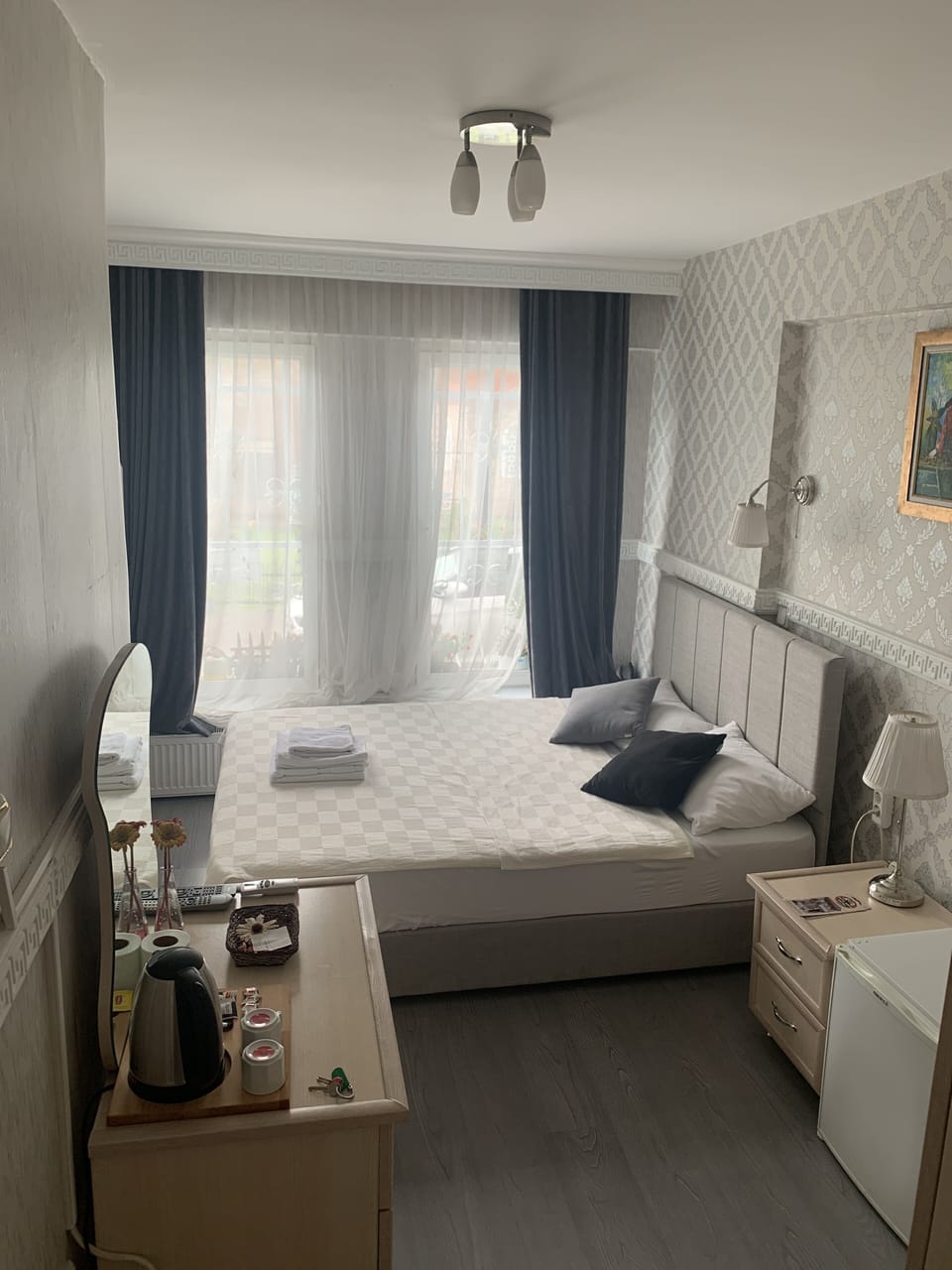 Standard Room | Egyptian cotton sheets, premium bedding, memory foam beds, in-room safe